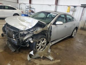 Nissan Maxima S 3.5L 6 2014