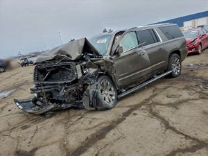 GMC Yukon DENALI 6.2L 8 2015