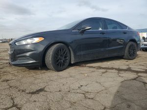 Ford Fusion SE 2.5L 4 2013