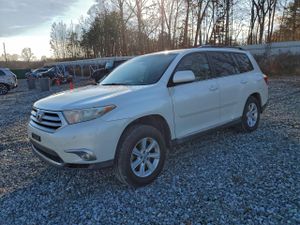 Toyota Highlander BASE 3.5L 6 2012