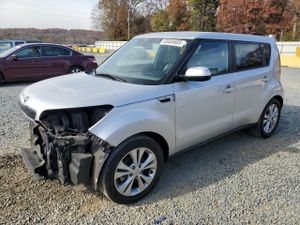 Kia Soul + 2.0L 4 2015