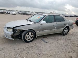 Toyota Camry CE 3.0L 6 2001