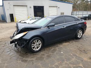 Hyundai Sonata SE 2.4L 4 2013