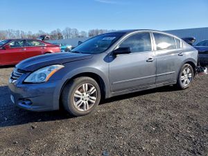Nissan Altima BASE 2.5L 4 2012