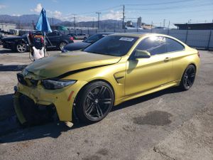 BMW M4 3.0L 6 2015