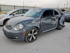 Volkswagen Beetle TURBO 2.0L 4 2012