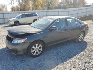 Toyota Camry BASE 2.5L 4 2011