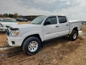 Toyota Tacoma DOUBLE CAB PRERUNNER 4.0L 6 2015