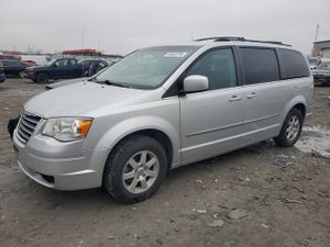 Chrysler Town & Country TOURING 3.8L 6 2010