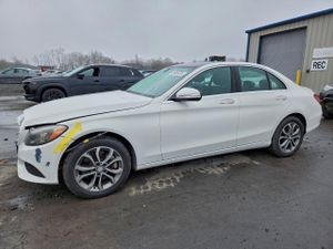Mercedes-Benz C 300 4MATIC 2.0L 4 2015