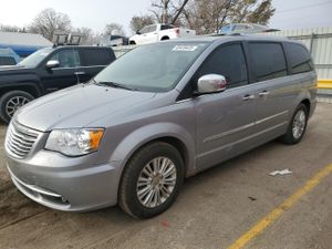 Chrysler Town & Country LIMITED 3.6L 6 2013