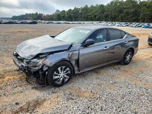 Nissan Altima S 2.5L 4 2024