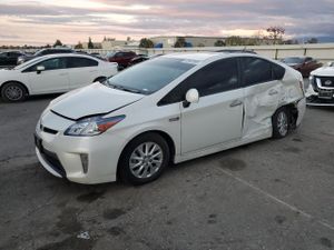 Toyota Prius 1.8L 4 2015