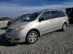 Toyota Sienna CE 3.3L 6 2006