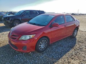 Toyota Corolla BASE 1.8L 4 2013