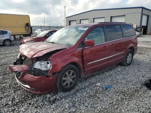 Chrysler Town & Country TOURING 3.6L 6 2013