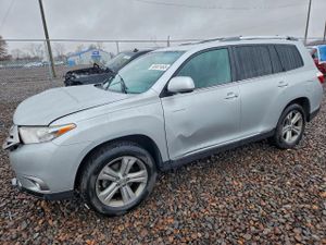 Toyota Highlander LIMITED 3.5L 6 2013