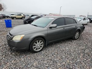 Toyota Avalon XL 3.5L 6 2006