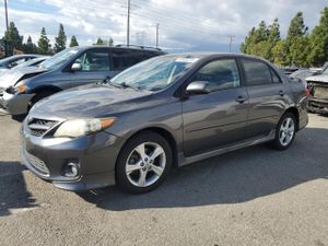 Toyota Corolla BASE 1.8L 4 2012