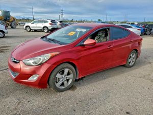 Hyundai Elantra GLS 1.8L 4 2013