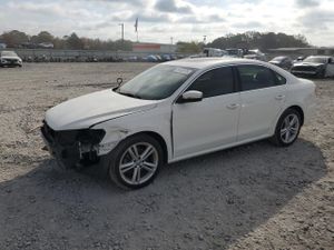 Volkswagen Passat SE 2.0L 4 2014