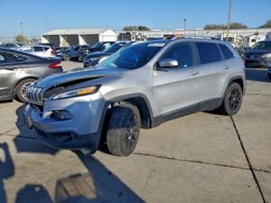 Jeep Cherokee LATITUDE 2.4L 4 2014