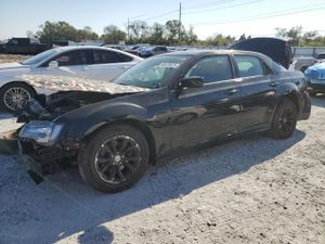 Chrysler 300 LIMITED 3.6L 6 2015