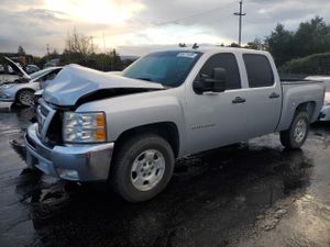 Chevrolet Silverado 1500 C1500 LT 5.3L 8 2013
