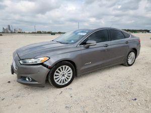 Ford Fusion SE HYBRID 2.0L 4 2013