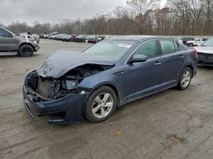 Kia Optima LX 2.4L 4 2015