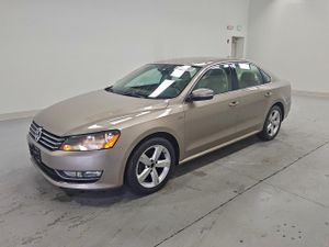 Volkswagen Passat S 1.8L 4 2015