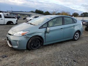 Toyota Prius 1.8L 4 2014
