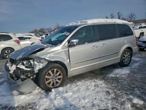 Chrysler Town & Country TOURING L 3.6L 6 2011