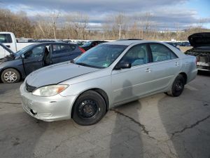 Toyota Camry LE 2.4L 4 2003