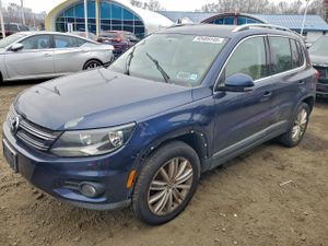 Volkswagen Tiguan S 2.0L 4 2013