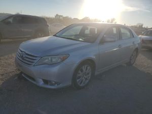 Toyota Avalon BASE 3.5L 6 2011