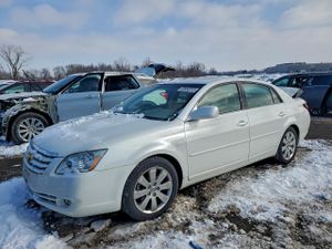 Toyota Avalon XL 3.5L 6 2006