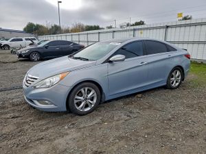 Hyundai Sonata SE 2.4L 4 2012