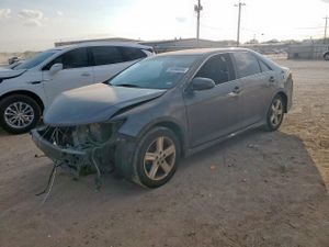 Toyota Camry L 2.5L 4 2014