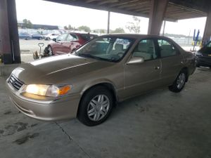 Toyota Camry CE 2.2L 4 2001