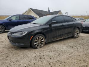 Chrysler 200 S 2.4L 4 2015