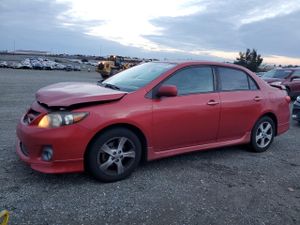 Toyota Corolla BASE 1.8L 4 2011