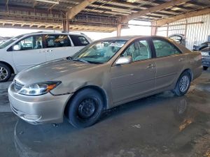 Toyota Camry LE 2.4L 4 2004