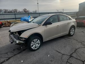 Chevrolet Cruze LS 1.8L 4 2012