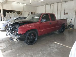 Chevrolet Silverado 1500 C1500 5.3L 8 2006