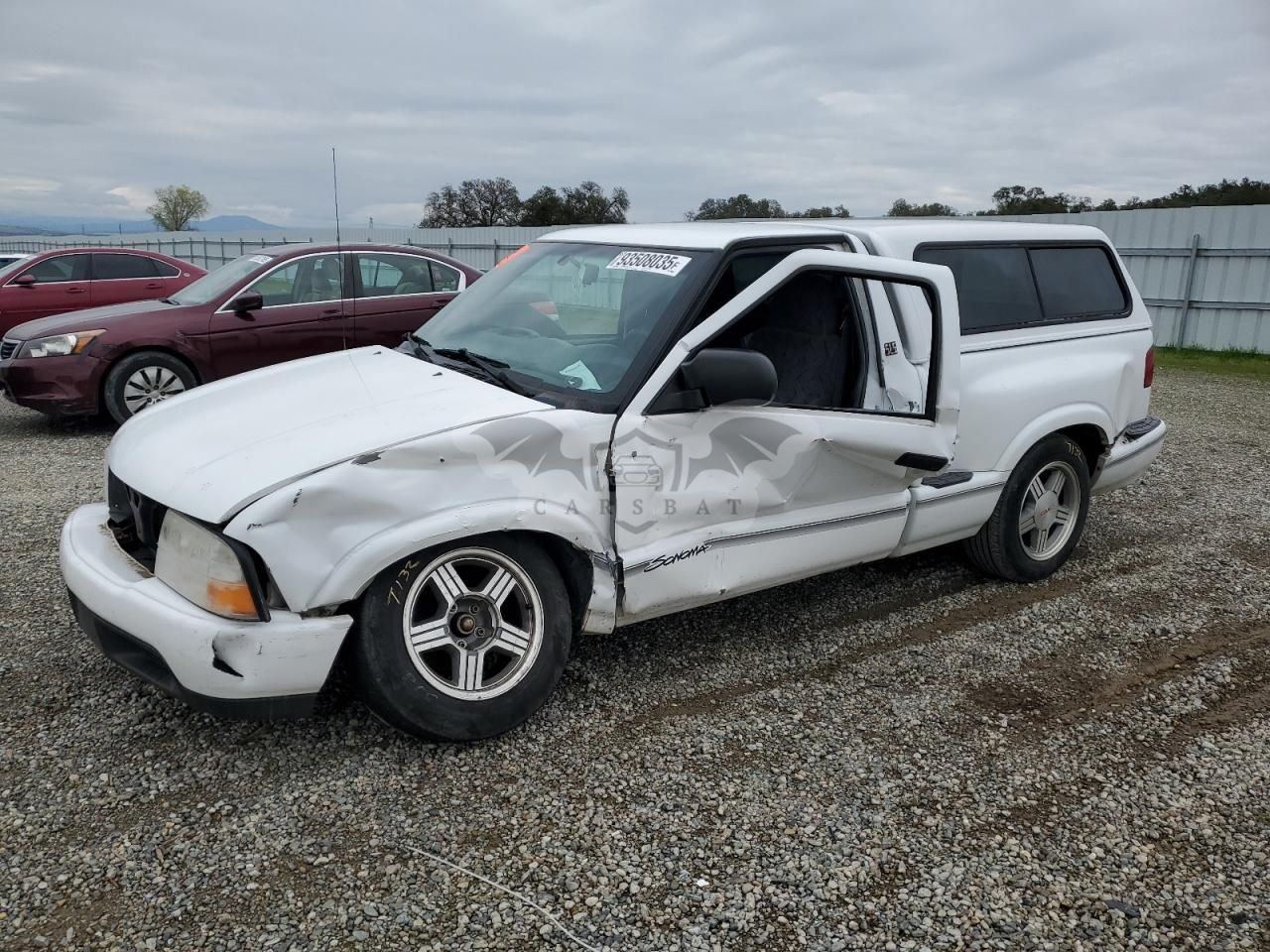 GMC Sonoma 2.2L 4 1999