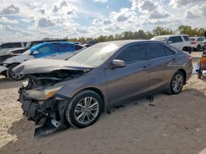 Toyota Camry LE 2.5L 4 2015