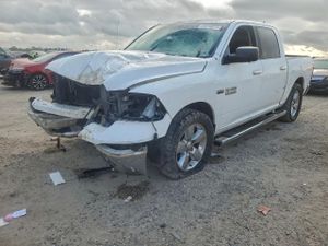 RAM 1500 SLT 5.7L 8 2015