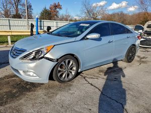 Hyundai Sonata SE 2.0L 4 2013