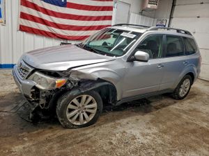 Subaru Forester 2.5X PREMIUM 2.5L 4 2012